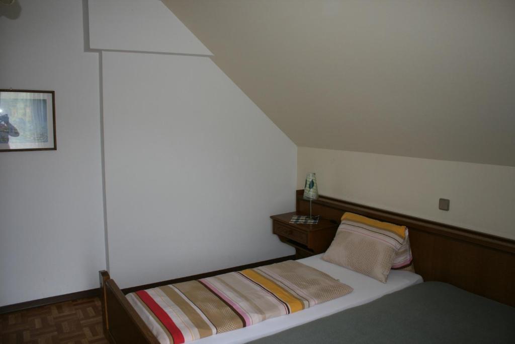 Gasthaus - Gaestehaus Schusterbauer Rein 部屋 写真